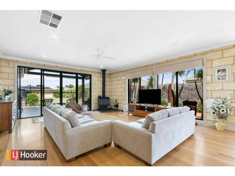 66 Roadknight Street, Lakes Entrance VIC 3909