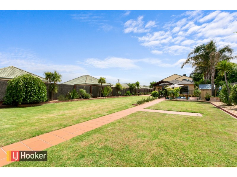 66 Roadknight Street, Lakes Entrance VIC 3909