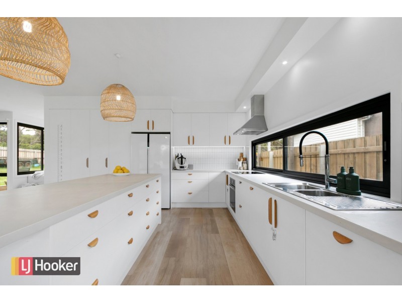 2/542 Lake Tyers Beach Road, Lake Tyers Beach VIC 3909