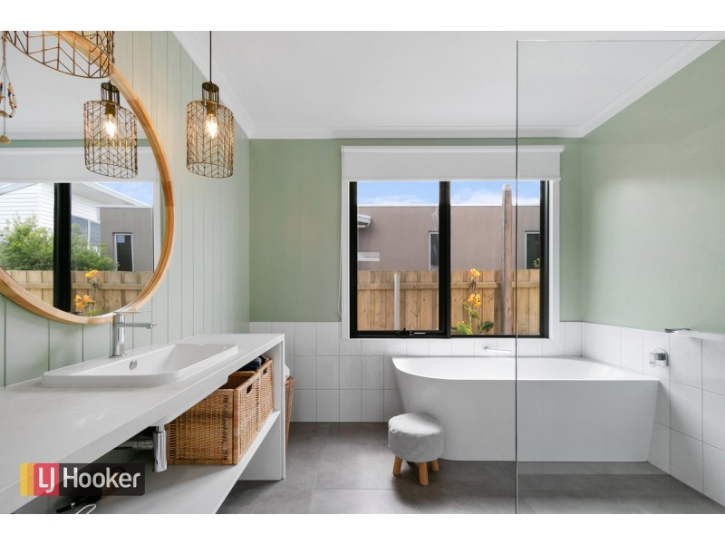 2/542 Lake Tyers Beach Road, Lake Tyers Beach VIC 3909