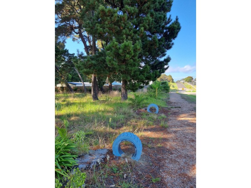 17 Broadlands Road, Metung VIC 3904