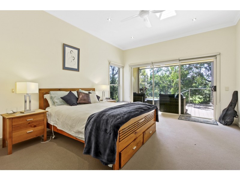 12 Kings Cove Boulevard, Metung VIC 3904