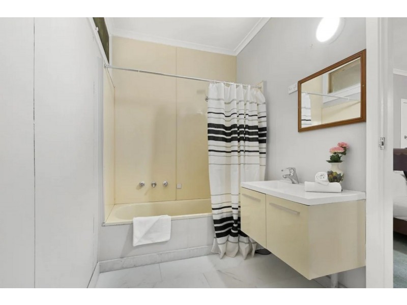 2051 Princes Highway, Nowa Nowa VIC 3887