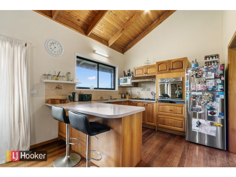 121 Albatross Road, Kalimna VIC 3909