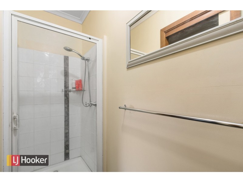 121 Albatross Road, Kalimna VIC 3909