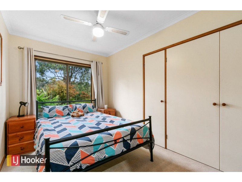 121 Albatross Road, Kalimna VIC 3909