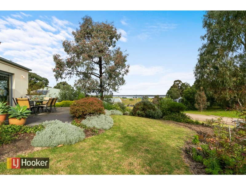 123 Kingscove Boulevard, Metung VIC 3904