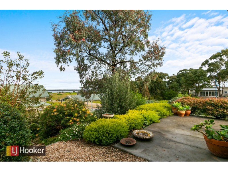 123 Kingscove Boulevard, Metung VIC 3904