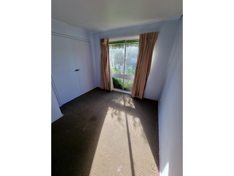 10 Laughtons Road, Kalimna VIC 3909