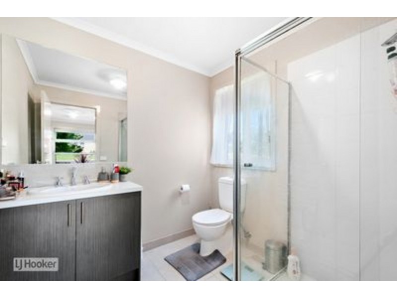 17 Peter Road, Metung VIC 3904