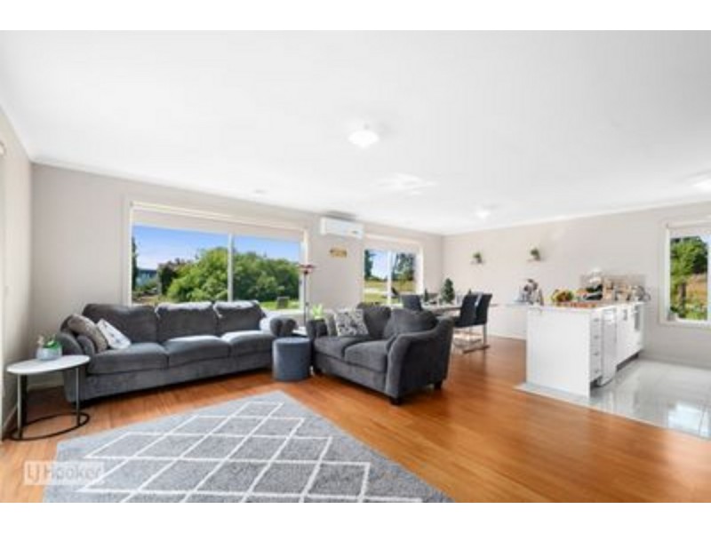 17 Peter Road, Metung VIC 3904