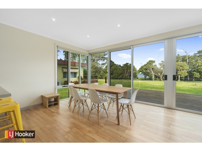 60 Beach Road, Metung VIC 3904
