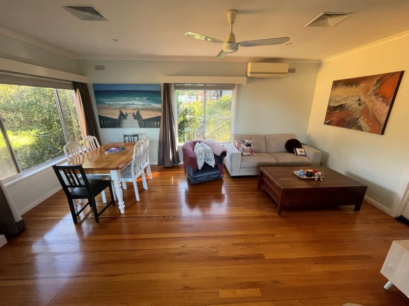 4 Wood Street, Metung VIC 3904