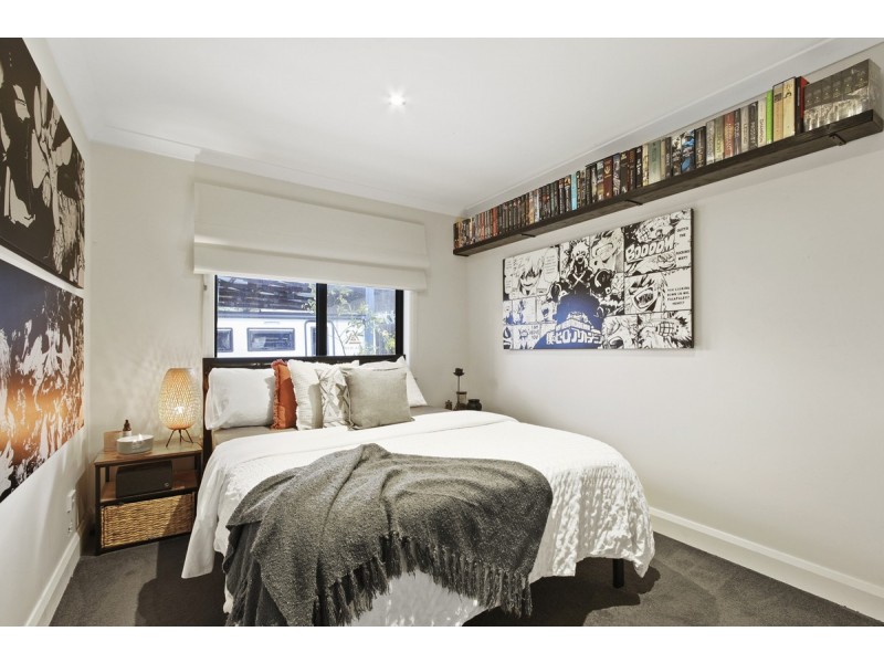 8 Grandview Road, Lakes Entrance VIC 3909