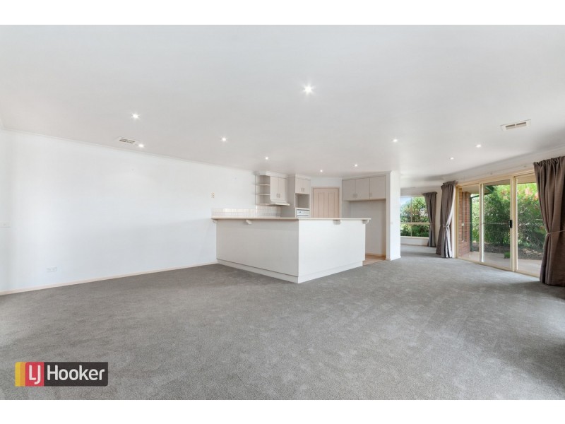 1 Morkham Court, Lakes Entrance VIC 3909
