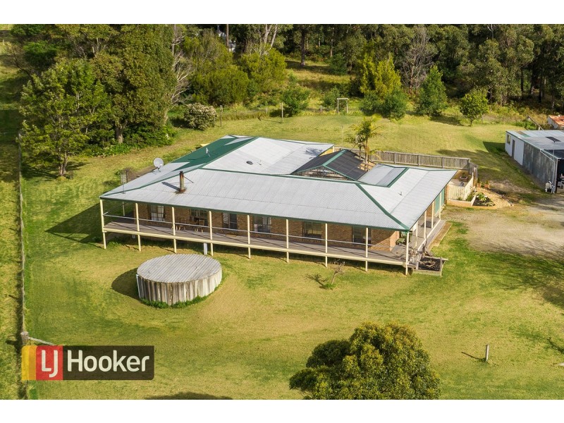 32 Mill Point Road, Lake Tyers Beach VIC 3909