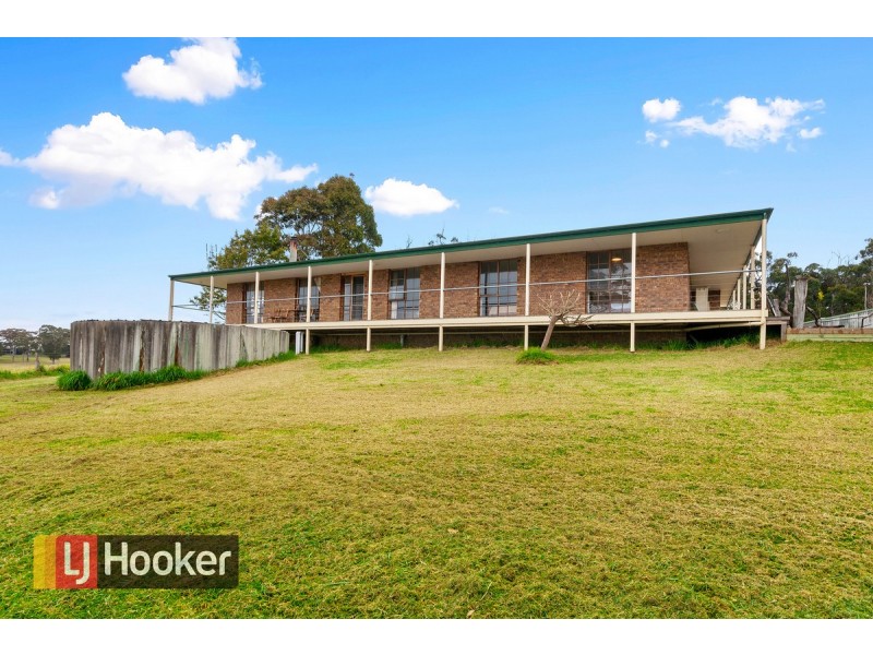 32 Mill Point Road, Lake Tyers Beach VIC 3909