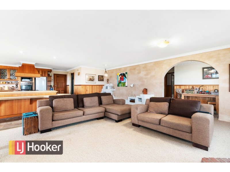32 Mill Point Road, Lake Tyers Beach VIC 3909