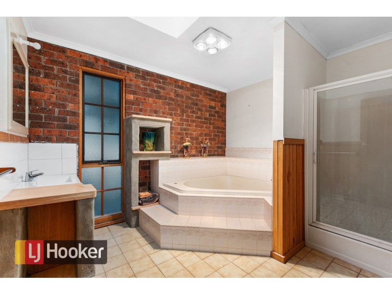 32 Mill Point Road, Lake Tyers Beach VIC 3909