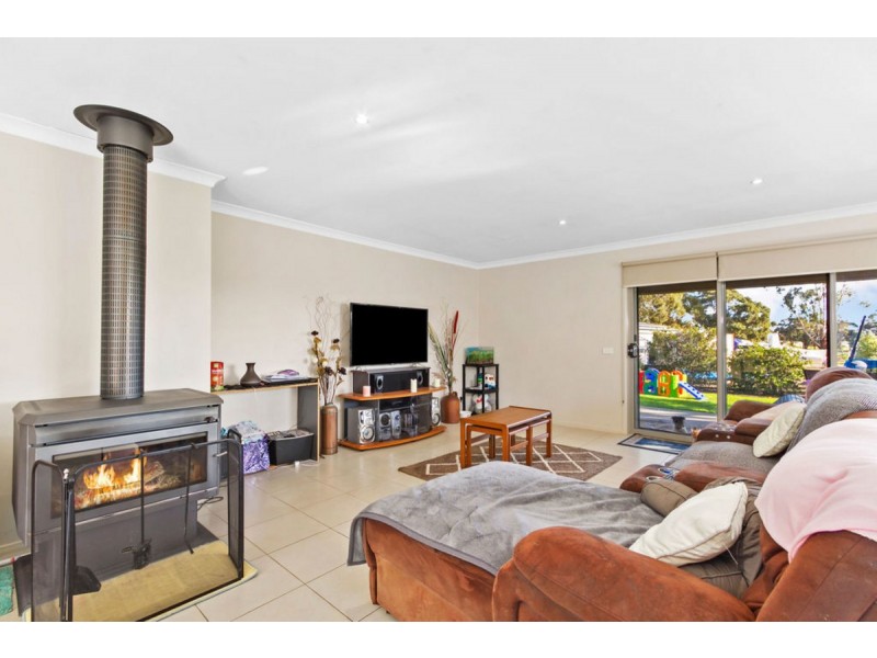 6 Plateau Avenue, Metung VIC 3904