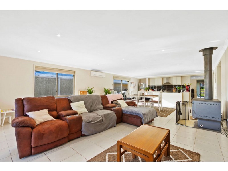 6 Plateau Avenue, Metung VIC 3904