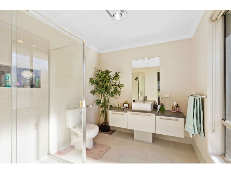 6 Plateau Avenue, Metung VIC 3904