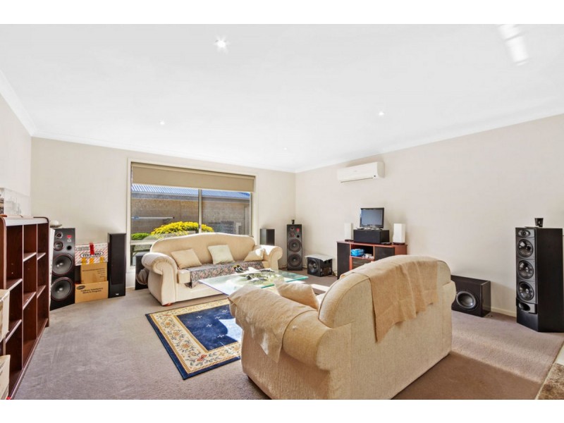 6 Plateau Avenue, Metung VIC 3904