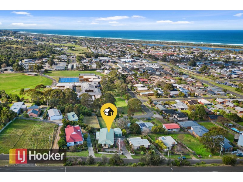 114 Myer Street, Lakes Entrance VIC 3909