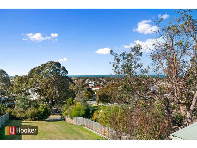 114 Myer Street, Lakes Entrance VIC 3909