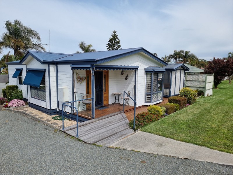 34/86 Golf Links Road, Lakes Entrance VIC 3909