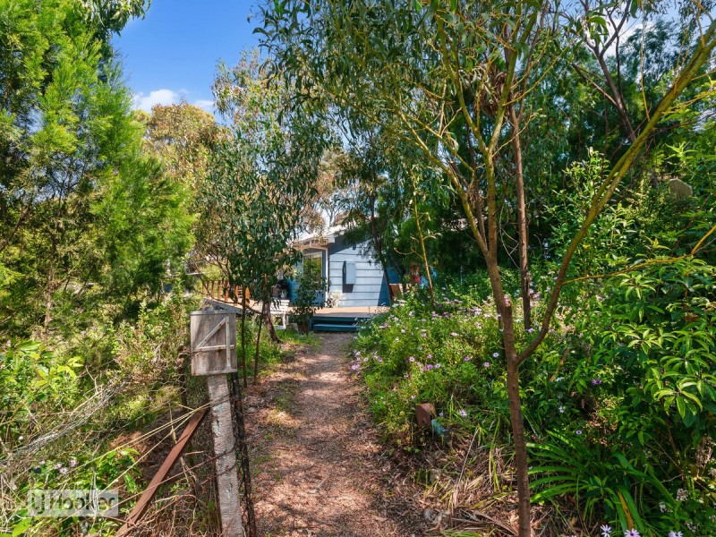4 Wood Street, Metung VIC 3904