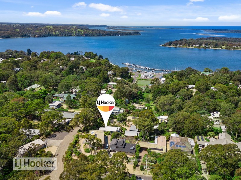 4 Wood Street, Metung VIC 3904