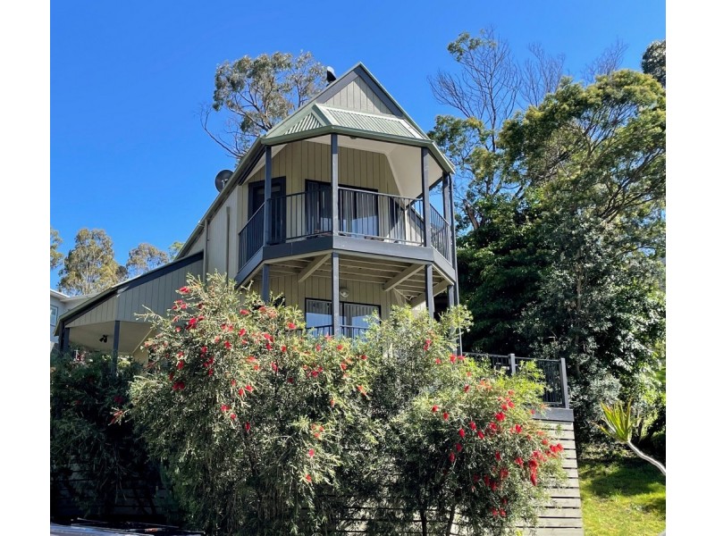 8/2-18 Nicholas Avenue, Metung VIC 3904