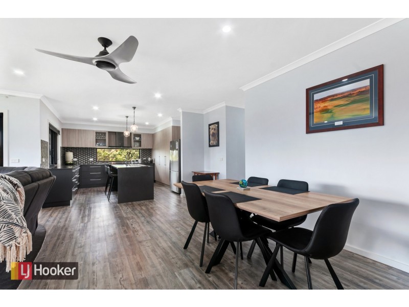 85 Albatross Road, Kalimna VIC 3909