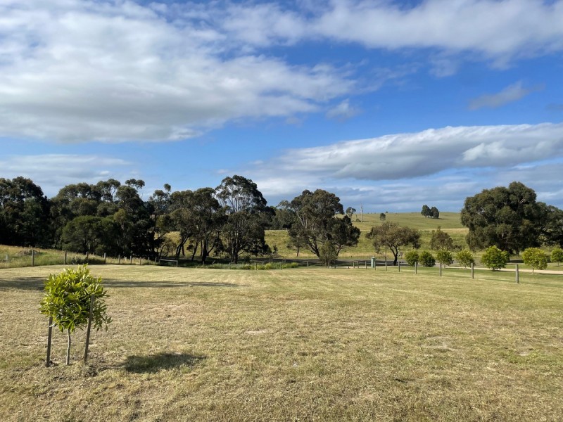 2 Kempton Grove, Metung VIC 3904