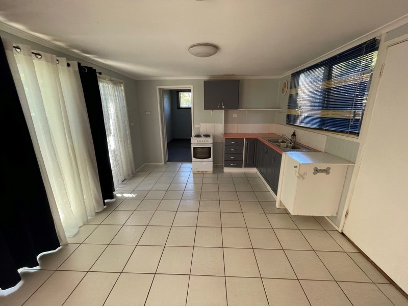 4/2-4 Cunningham Street, Lakes Entrance VIC 3909