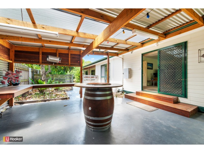 9 Tanjil Grove, Lakes Entrance VIC 3909