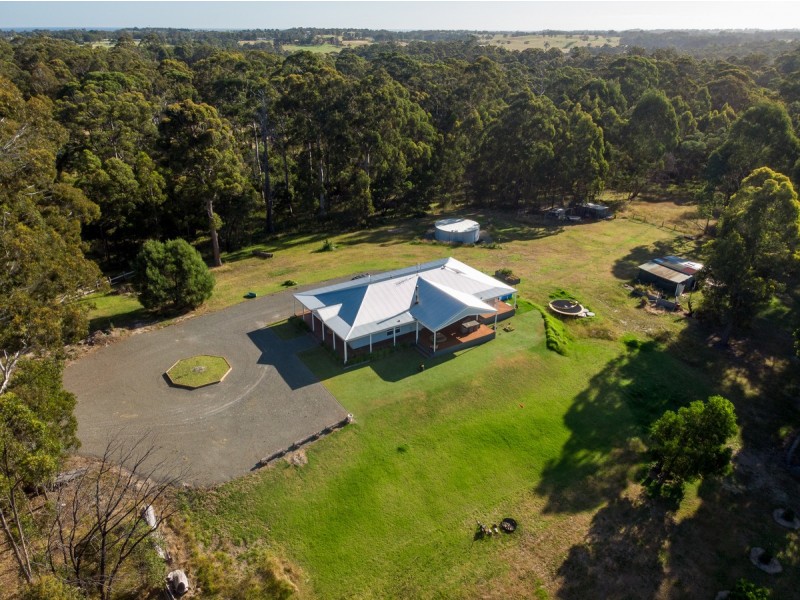 190 Baades Road, Lakes Entrance VIC 3909