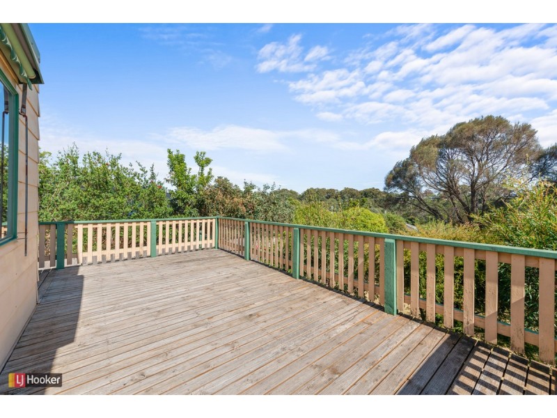 4 Point Road, Kalimna VIC 3909