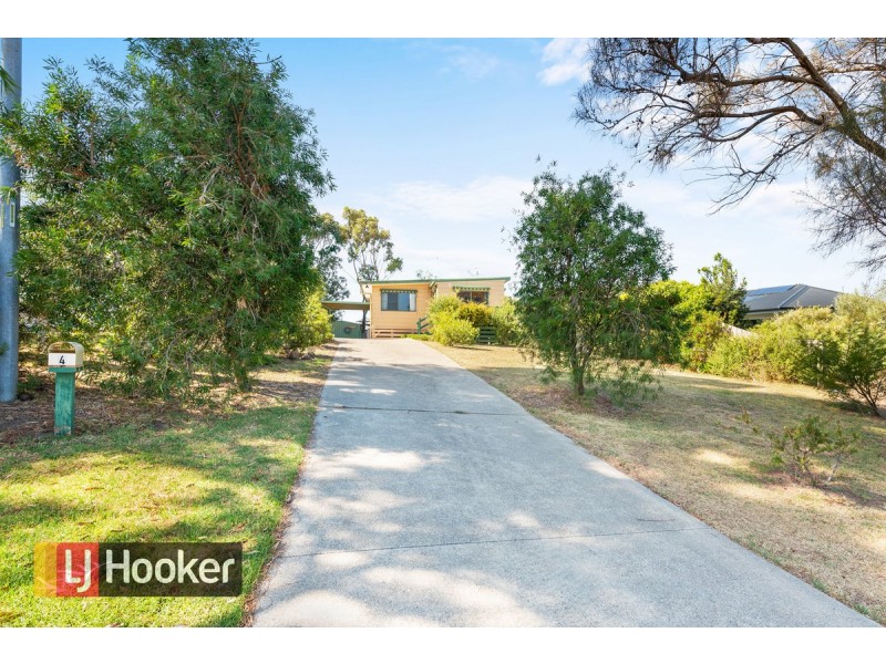 4 Point Road, Kalimna VIC 3909