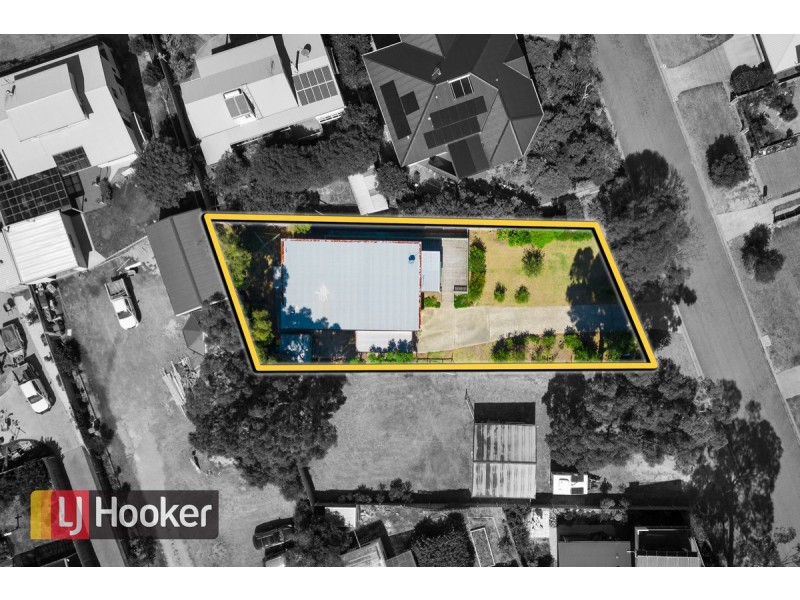 4 Point Road, Kalimna VIC 3909