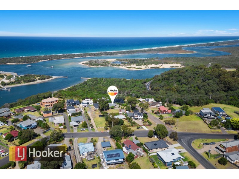 4 Point Road, Kalimna VIC 3909