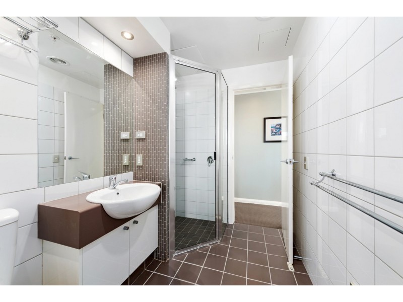 318/1 Esplanade, Lakes Entrance VIC 3909