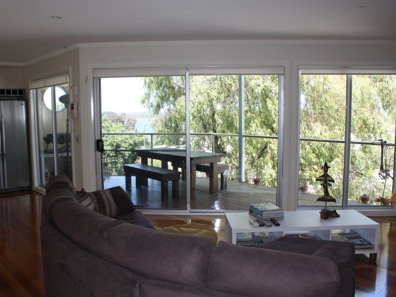 1/20 Stirling Road, Metung VIC 3904