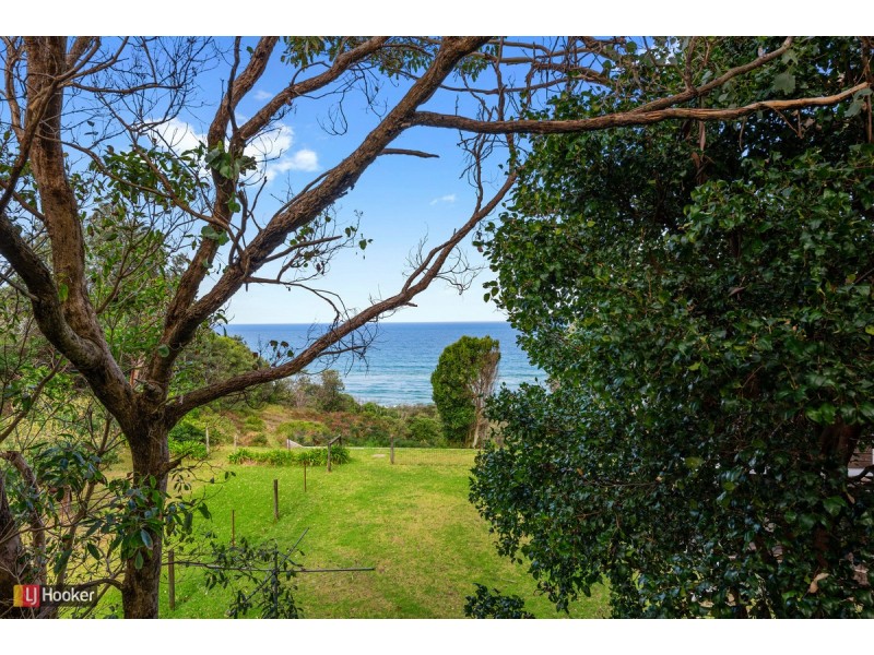 4 Flounder Road, Lake Tyers Beach VIC 3909
