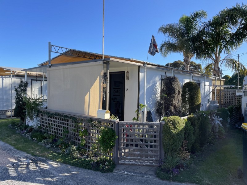 5A/651 Esplanade, Lakes Entrance VIC 3909