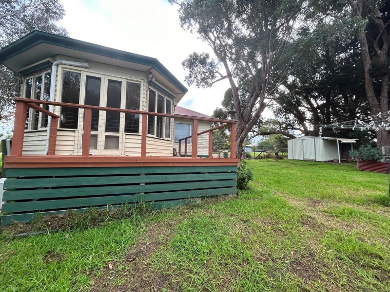 15 Peter Road, Metung VIC 3904