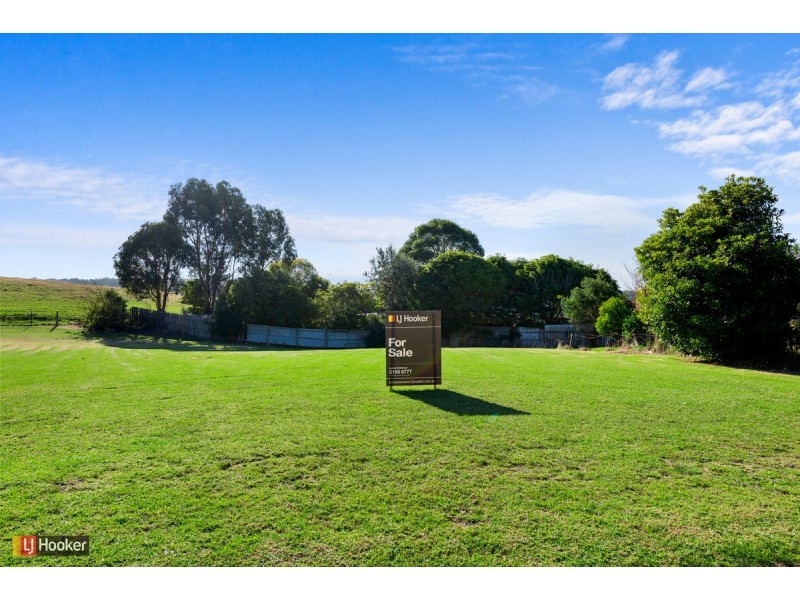 25 Outlook Drive, Lake Tyers Beach VIC 3909