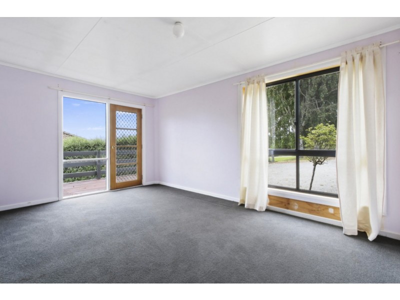 12 Neals Road, Metung VIC 3904