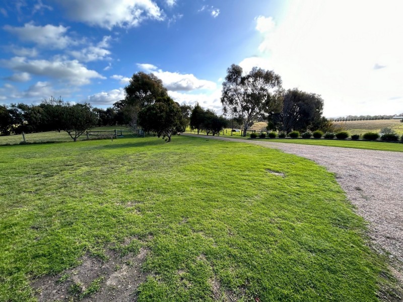 110B Normans Road, Metung VIC 3904